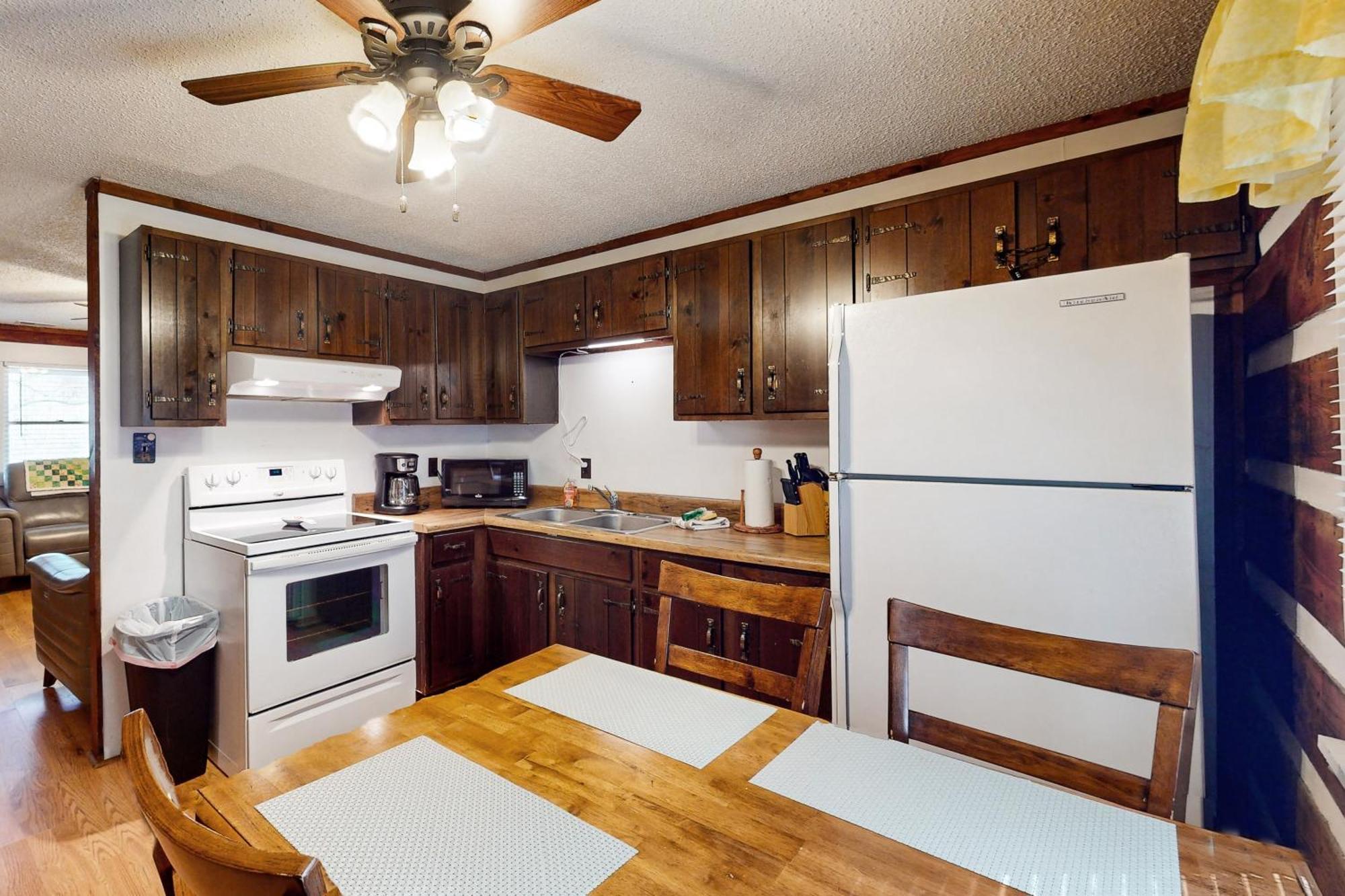 2 Bed 2 Bath Vacation Home In Whittier II Exteriér fotografie