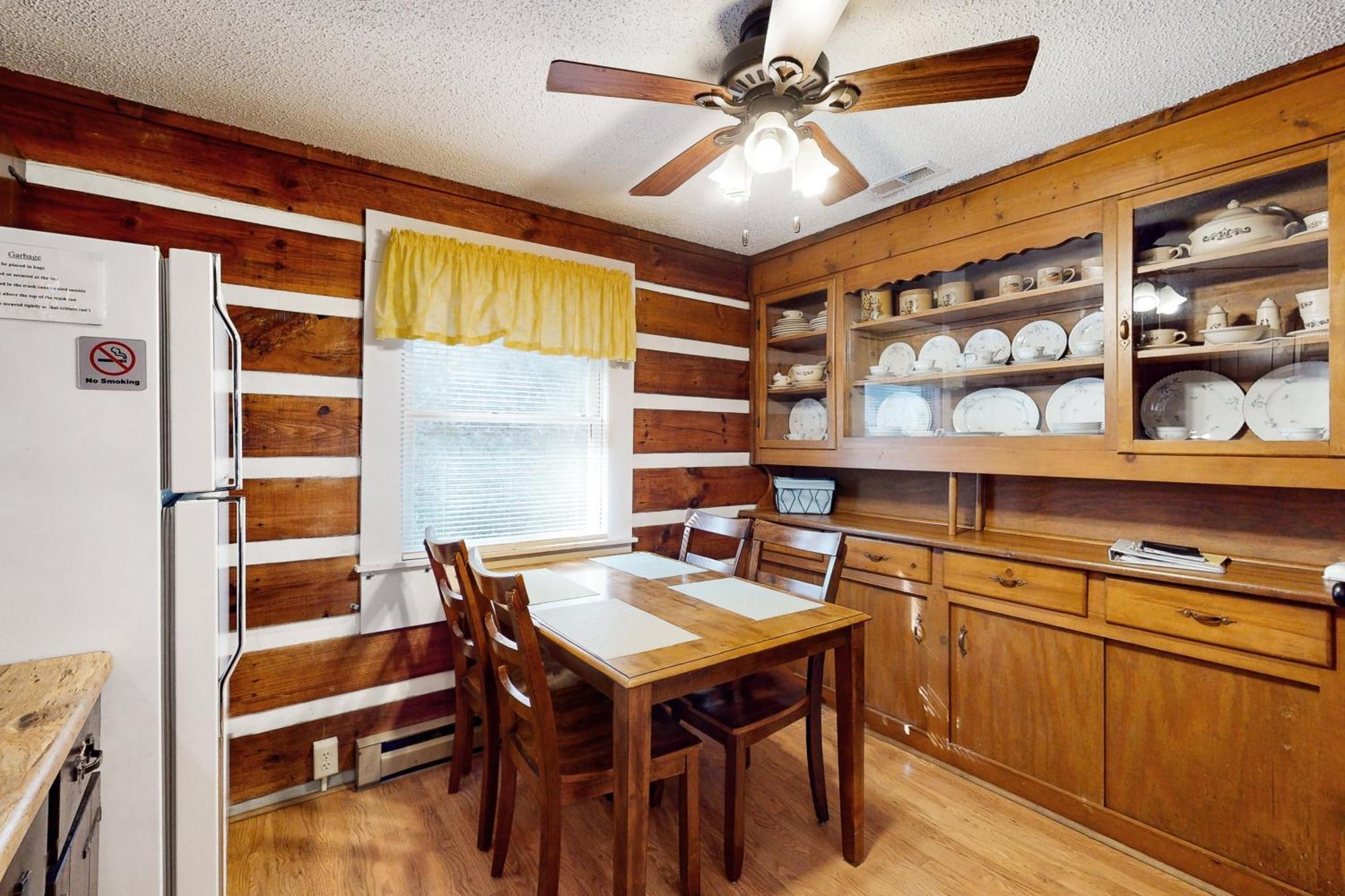2 Bed 2 Bath Vacation Home In Whittier II Exteriér fotografie